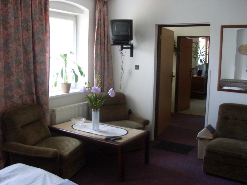 Pension U Kastanu Karlovy Vary Quarto foto