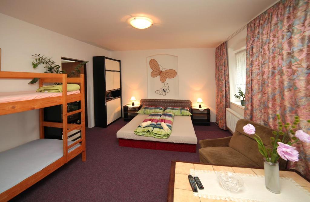 Pension U Kastanu Karlovy Vary Quarto foto